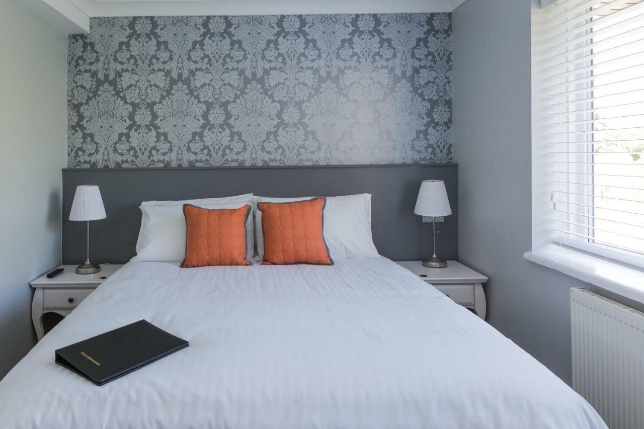 Bentleys Coast And Country B&B ลีมิงตัน ภายนอก รูปภาพ