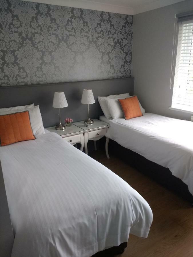 Bentleys Coast And Country B&B ลีมิงตัน ภายนอก รูปภาพ